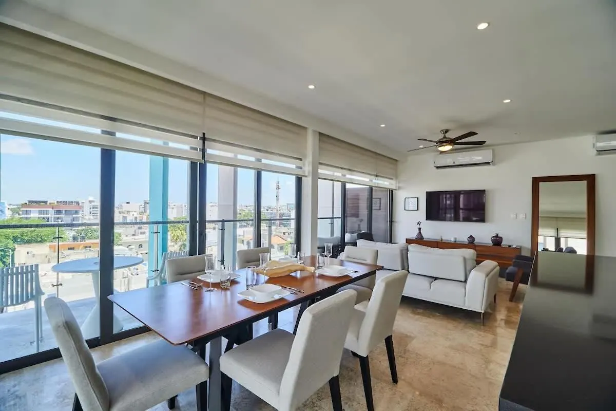 Luxury 2-Story Apt With Jacuzzi Playa del Carmen