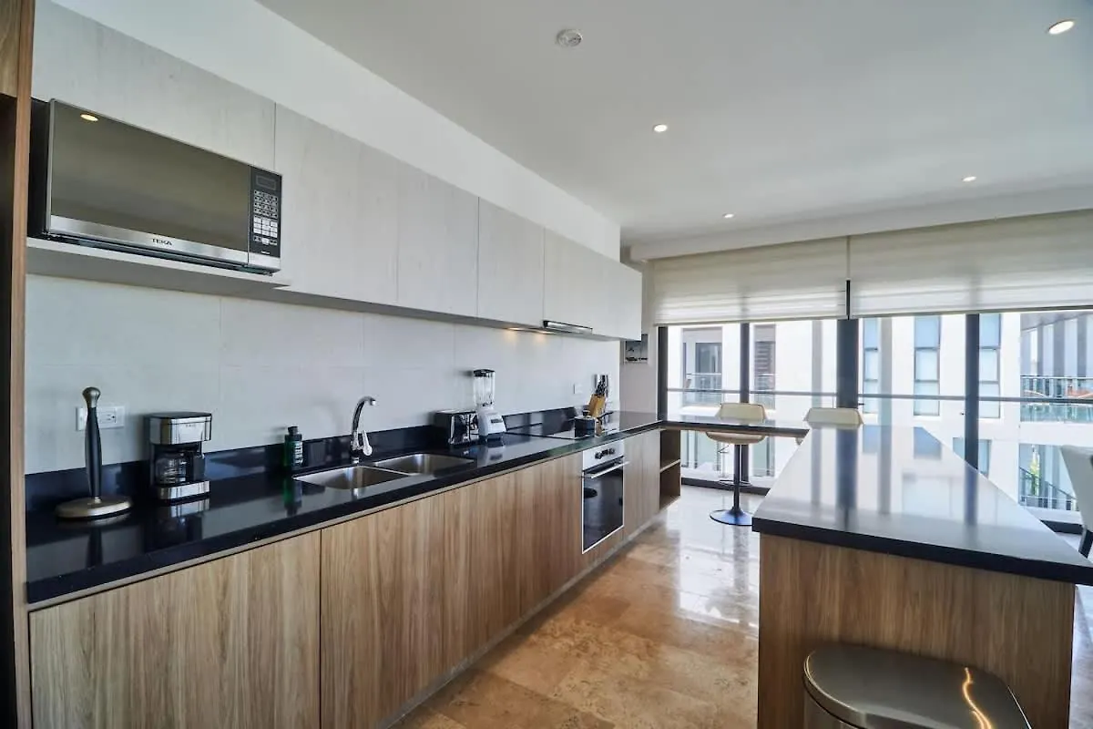 شقة Luxury 2-Story Apt With Jacuzzi بلايا ديل كارمن المكسيك