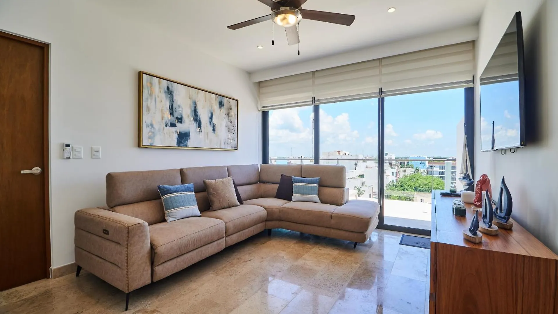 Luxury 2-Story Apt With Jacuzzi Playa del Carmen Apartment